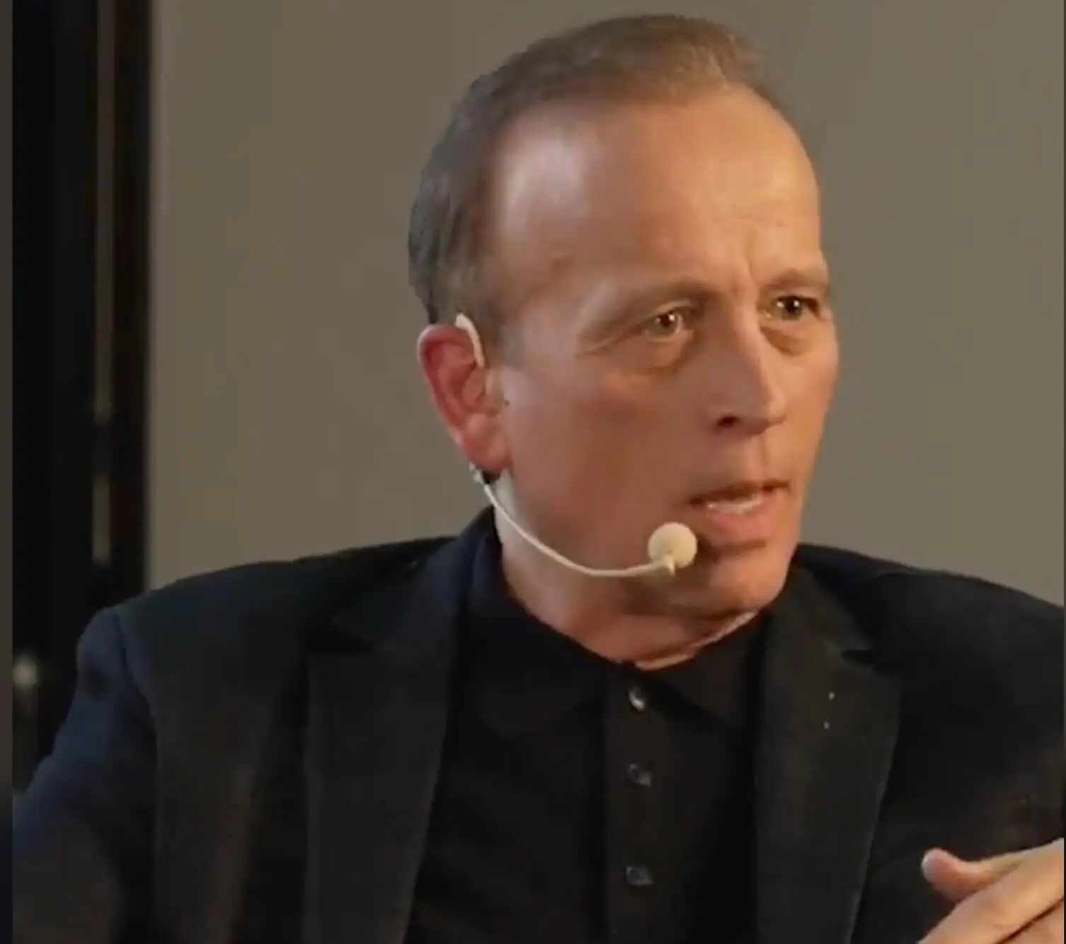 George Minakakis providing a Keynote Speaking Service